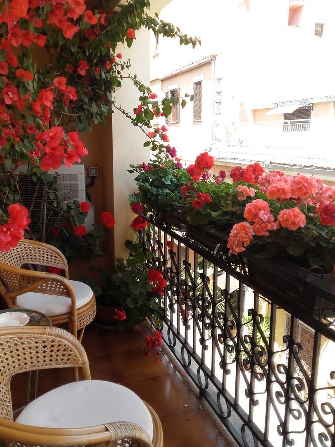 Bed&Breakfast Chiara Olbia Ngoại thất bức ảnh